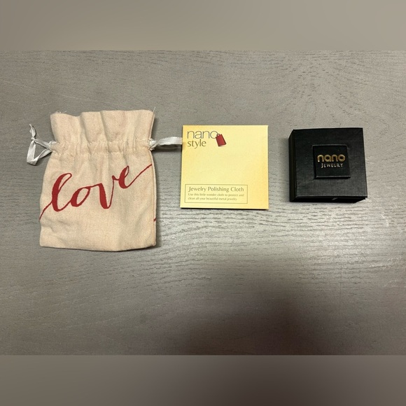 NanoStyle‎ Love Necklace with I Love You inscribed in 120 languages. See below - Picture 5 of 12